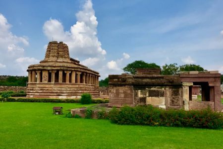 Aihole - Tempo Traveller Mangalore