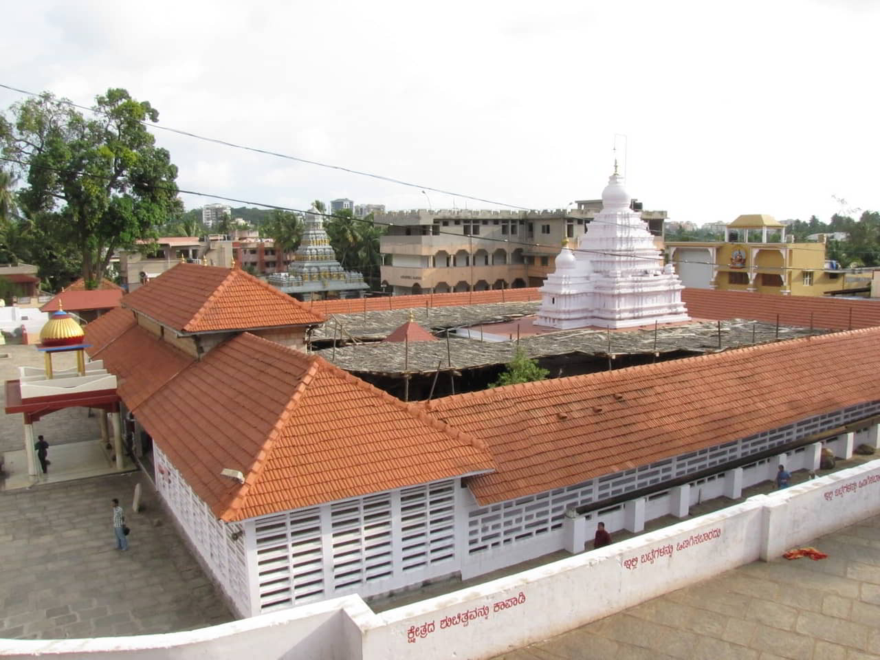 Kadri Manjunath Temple - Tempo Traveller Mangalore